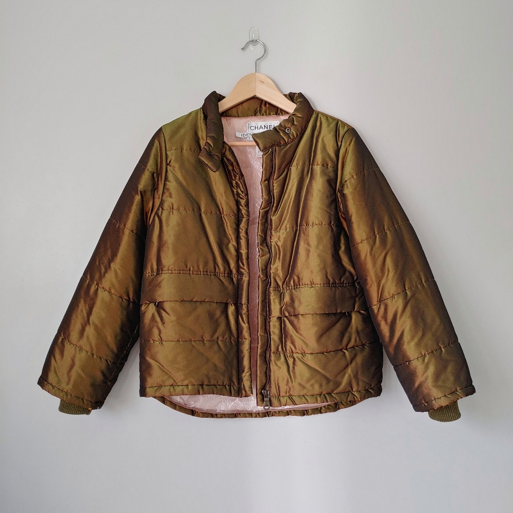 CHANEL Vintage Iridescent Silk Puffer Jacket Metallic Green FR 36 - Picture 4 of 16